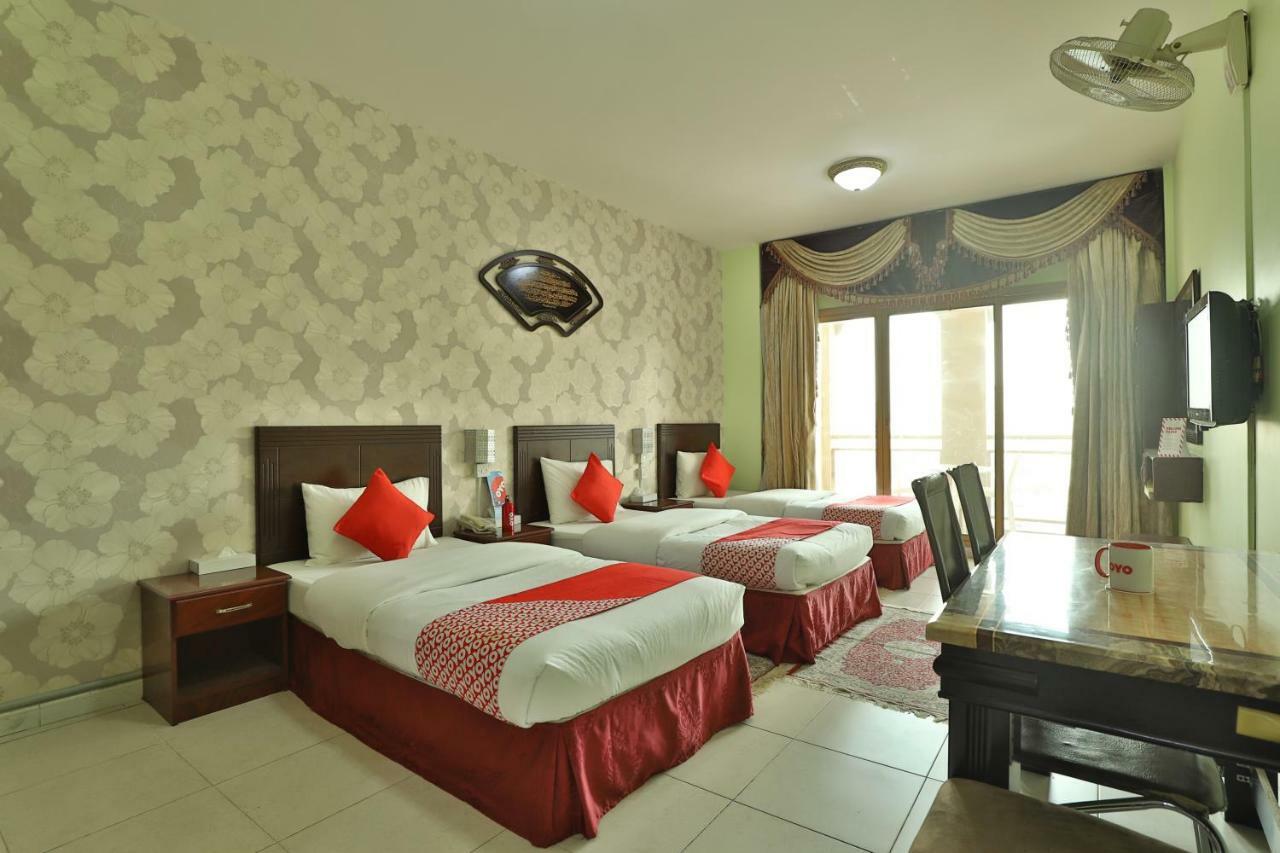 Oyo 261 Remas Hotel Apartment Dubái Exterior foto
