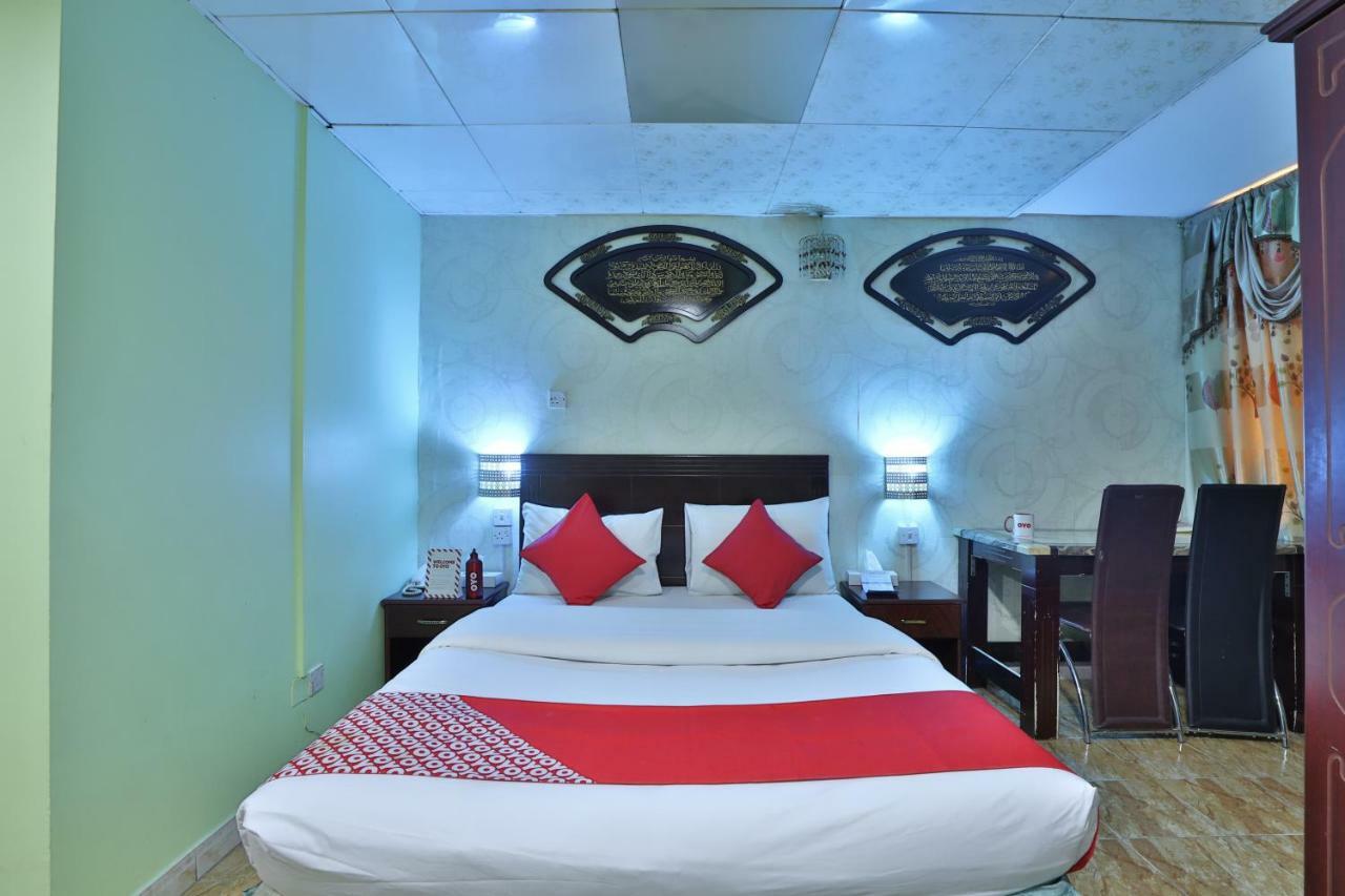 Oyo 261 Remas Hotel Apartment Dubái Exterior foto